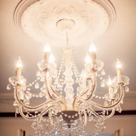 La Maison Gobert Particulier Bed & Breakfast 4*