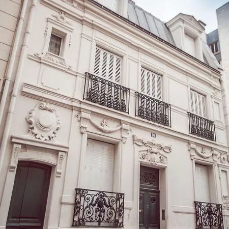 La Maison Gobert Particulier Bed & Breakfast Paris